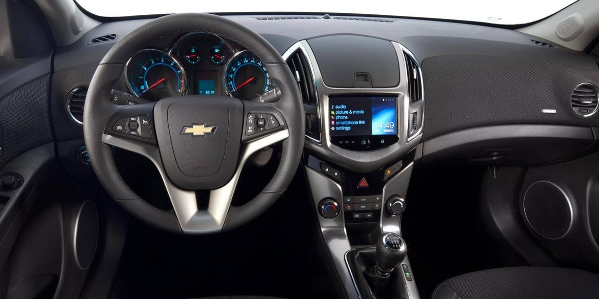 Chevrolet cruze хэтчбек багажник