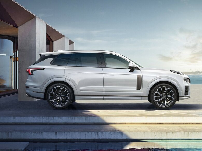 Купить белый Линк энд Ко 09 2023-2024 фото нового Lynk & Co 09, Москва