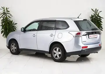 Mitsubishi Outlander Вид 5