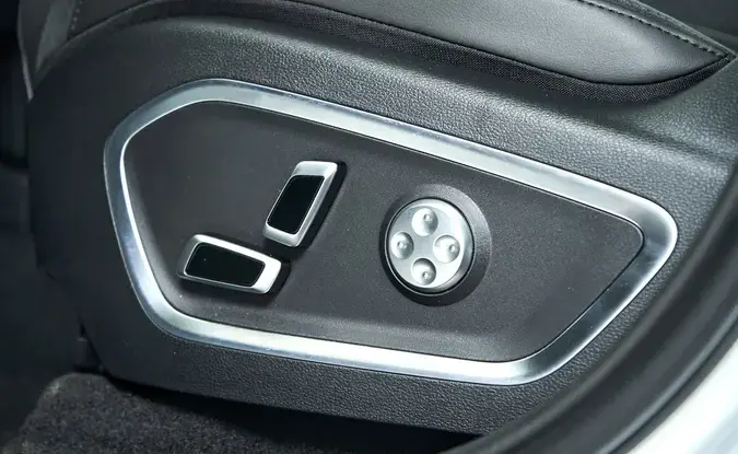 Geely Tugella