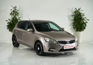 Kia Ceed Вид 3