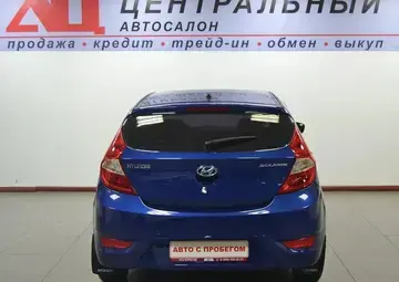 Hyundai Solaris Вид 4