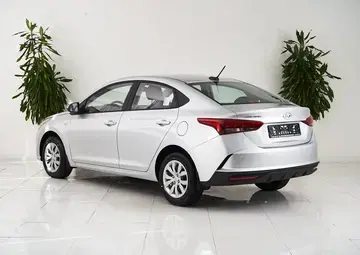 Hyundai Solaris Вид 4