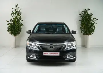 Toyota Camry Вид 2