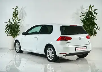 Volkswagen Golf Вид 4