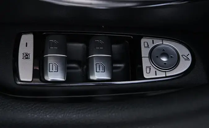 Mercedes benz E-Класс