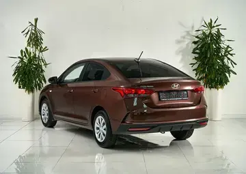 Hyundai Solaris Вид 4