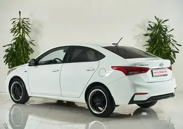 Hyundai Solaris Вид 5
