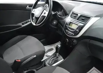 Hyundai Solaris Вид 5