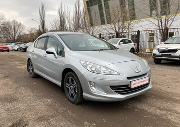 Peugeot 408 Вид 3