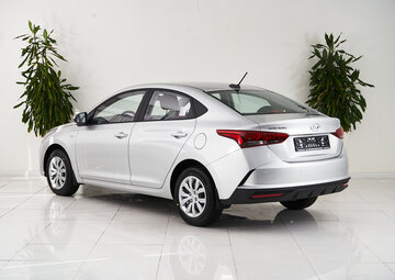 Hyundai Solaris Вид 4