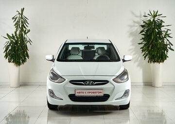 Hyundai Solaris Вид 2