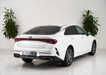 Kia K5 Вид 5