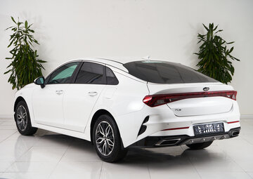 Kia K5 Вид 4