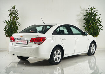 Chevrolet Cruze Вид 5