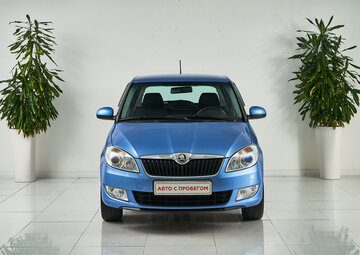 Skoda Fabia Вид 2