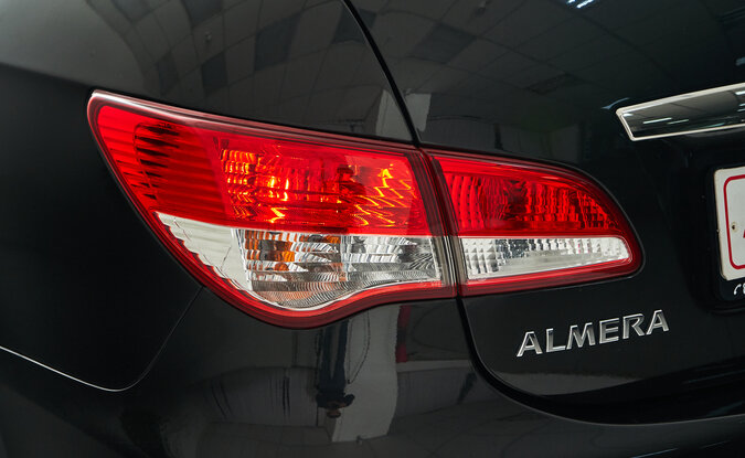 Nissan Almera