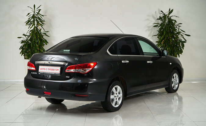 Nissan Almera