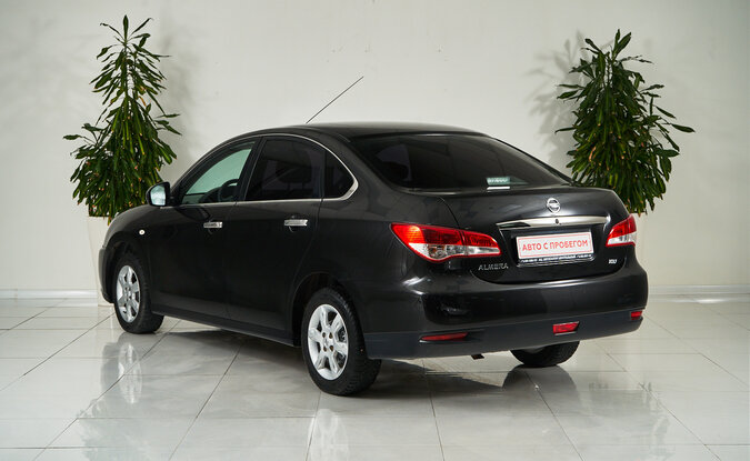 Nissan Almera