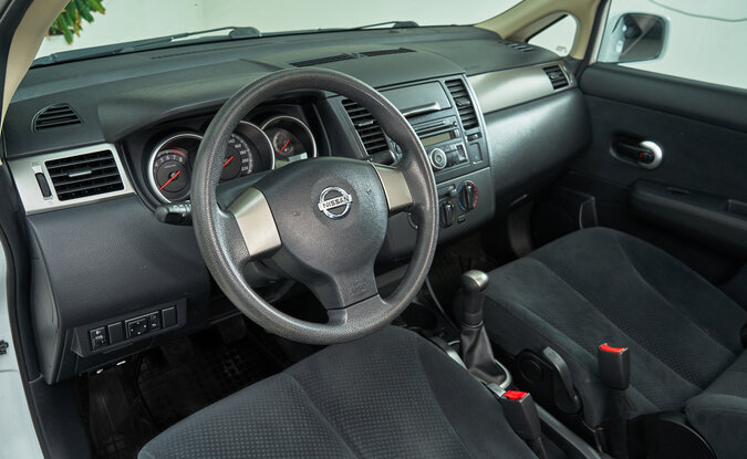 Nissan Tiida