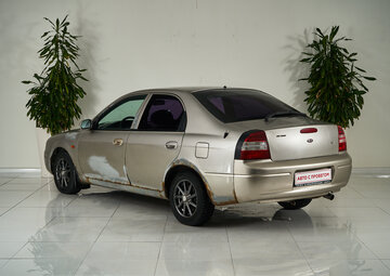 Kia Shuma Вид 4