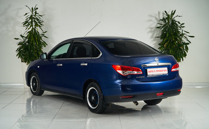 Nissan Almera