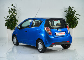 Chevrolet Spark Вид 4