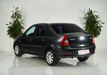 Renault Logan Вид 4