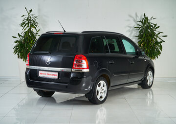 Opel Zafira Вид 5