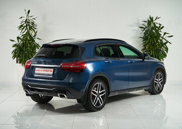 Mercedes benz GLA Вид 5