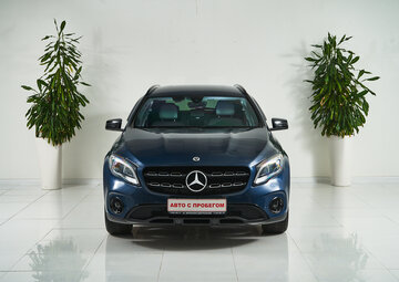 Mercedes benz GLA Вид 2