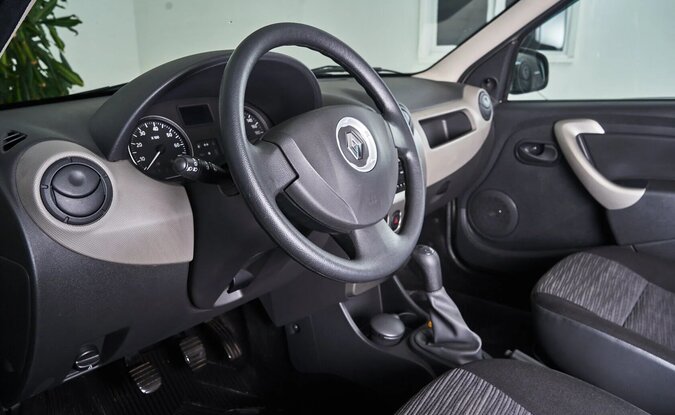 Renault Logan