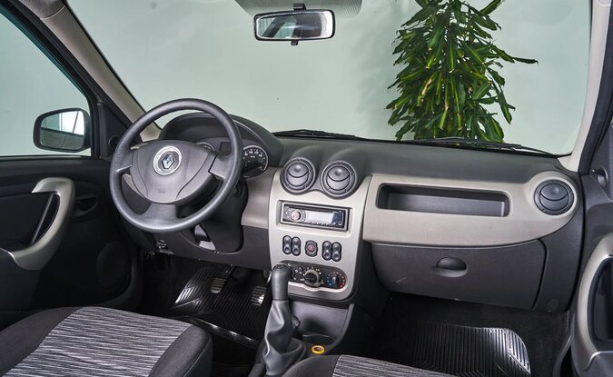 Renault Logan