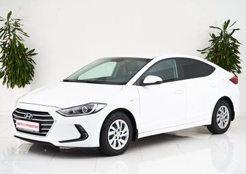 Hyundai Elantra Вид 1
