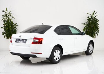 Skoda Octavia Вид 4