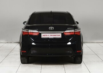 Toyota Corolla Вид 4