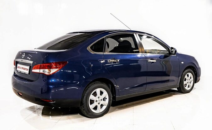 Nissan Almera