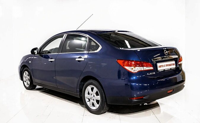 Nissan Almera