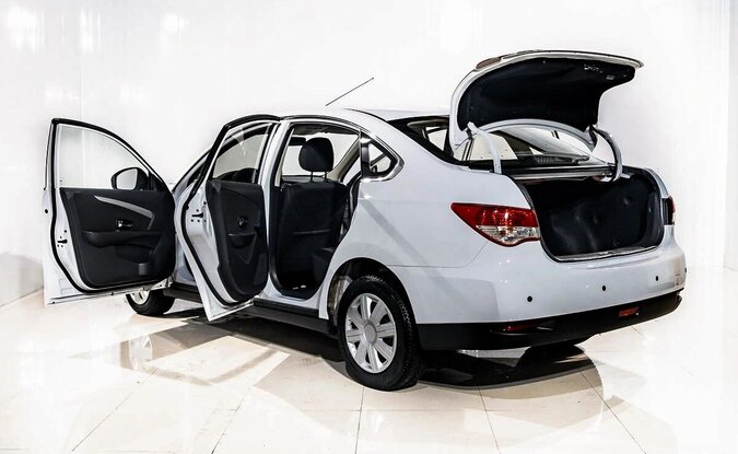 Nissan Almera