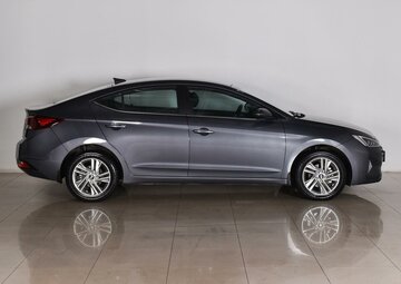 Hyundai Elantra Вид 5