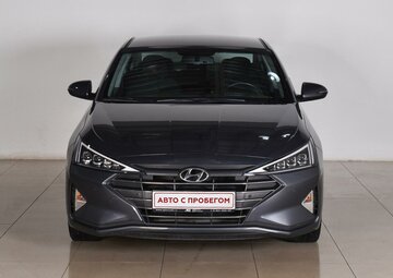 Hyundai Elantra Вид 2