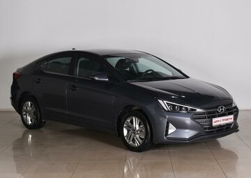 Hyundai Elantra Вид 1