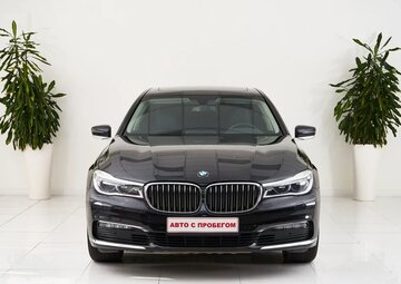 BMW 7 серии Вид 2