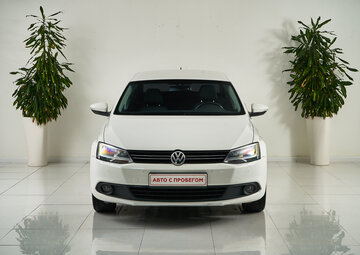 Volkswagen Jetta Вид 2