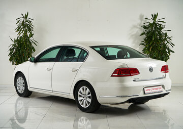 Volkswagen Passat Вид 4