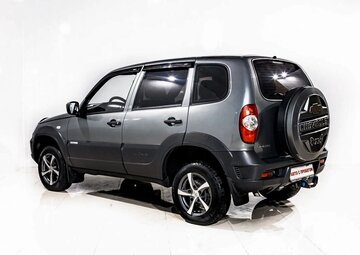 Chevrolet Niva Вид 4