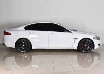 Jaguar XF Вид 5