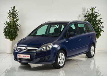 Opel Zafira Вид 1