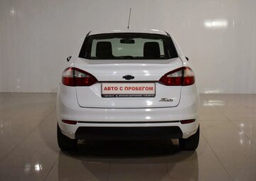 Ford Fiesta Вид 4