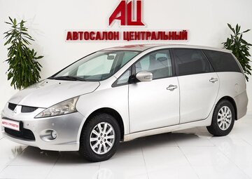 Mitsubishi Grandis Вид 1